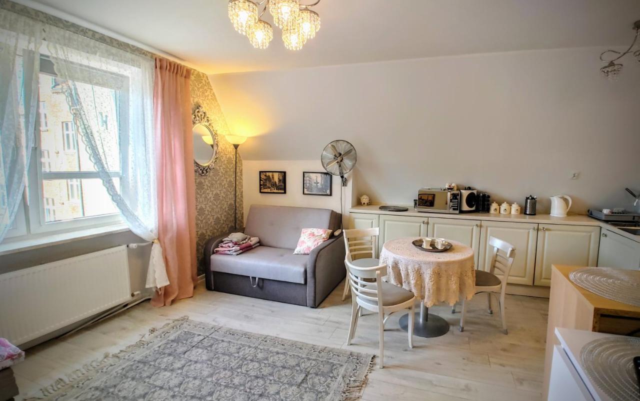 St Nicolas Attic Гданск Екстериор снимка